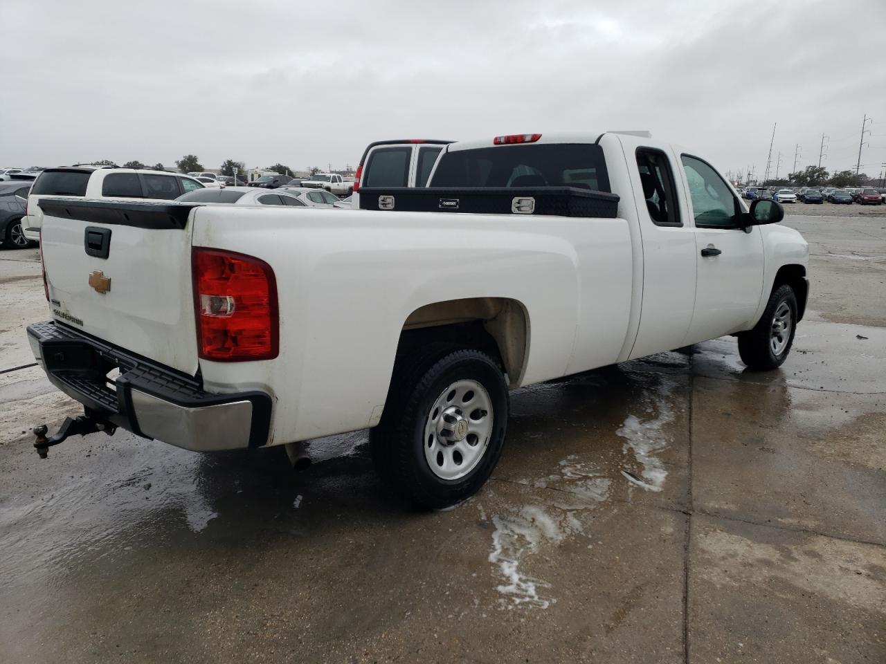 Photo 2 VIN: 1GCRCPE07CZ126078 - CHEVROLET SILVERADO 