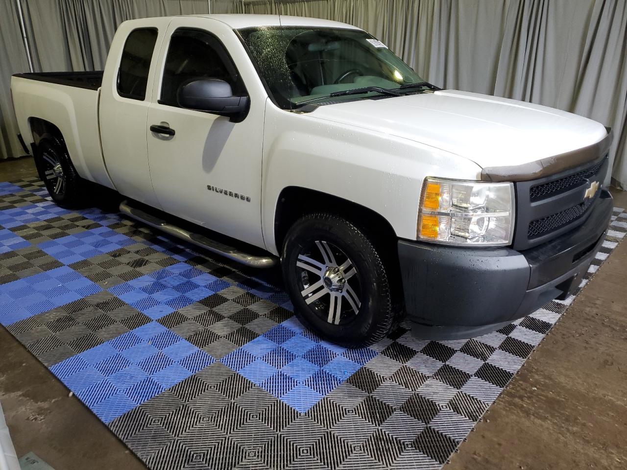 Photo 3 VIN: 1GCRCPEA8BZ442144 - CHEVROLET SILVERADO 