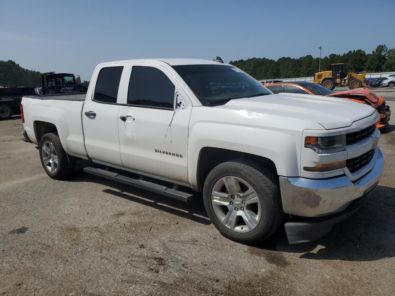 Photo 3 VIN: 1GCRCPEC3JZ245396 - CHEVROLET SILVERADO 