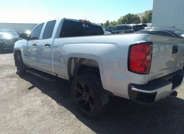 Photo 2 VIN: 1GCRCPEC5JZ372344 - CHEVROLET SILVERADO 1500 