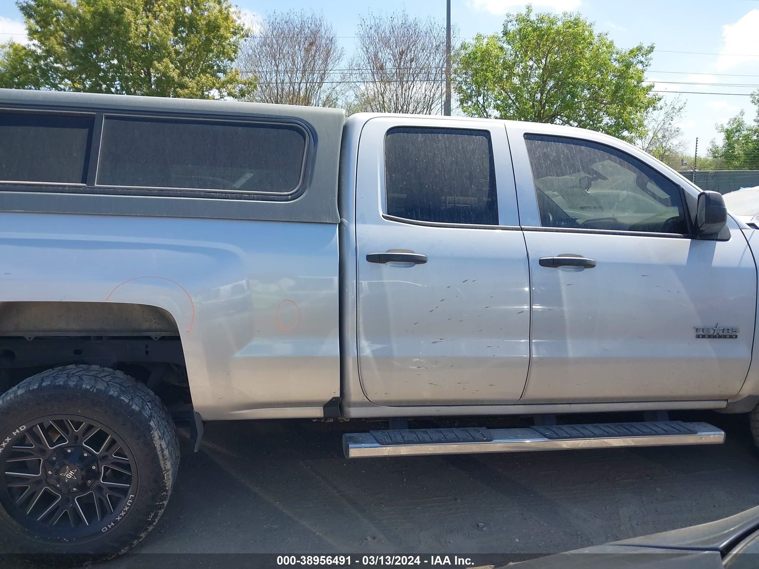 Photo 13 VIN: 1GCRCPEC6JZ292759 - CHEVROLET SILVERADO 