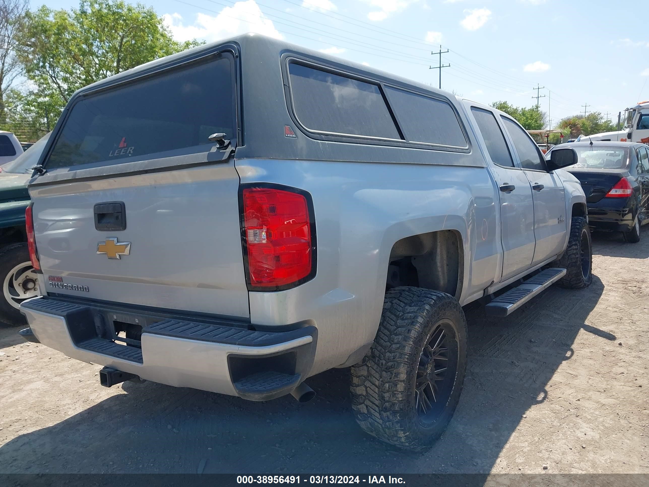 Photo 3 VIN: 1GCRCPEC6JZ292759 - CHEVROLET SILVERADO 