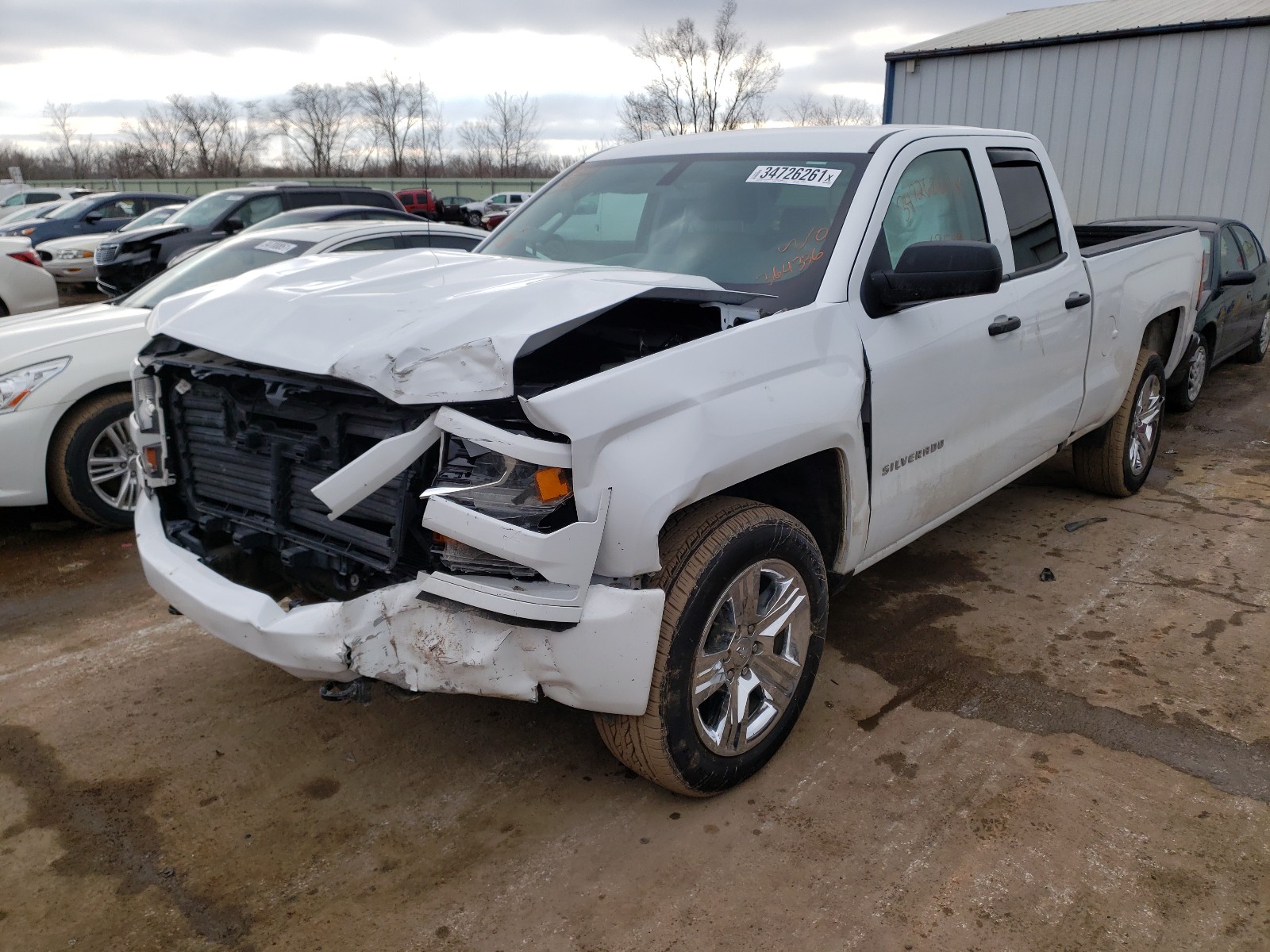 Photo 1 VIN: 1GCRCPEC7HZ364336 - CHEVROLET SILVERADO 