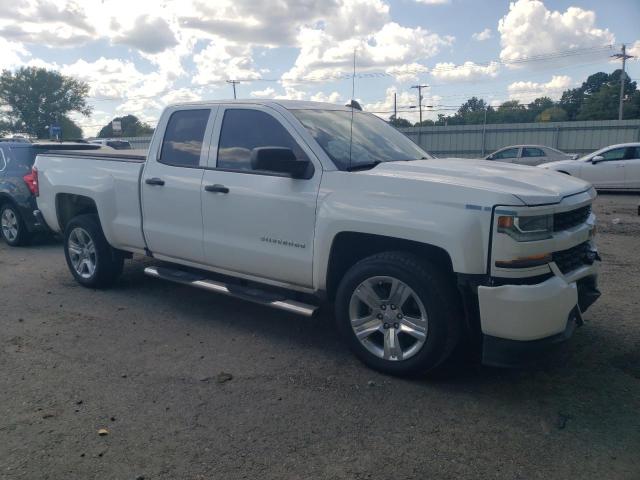 Photo 3 VIN: 1GCRCPEH1JZ159015 - CHEVROLET SILVERADO 