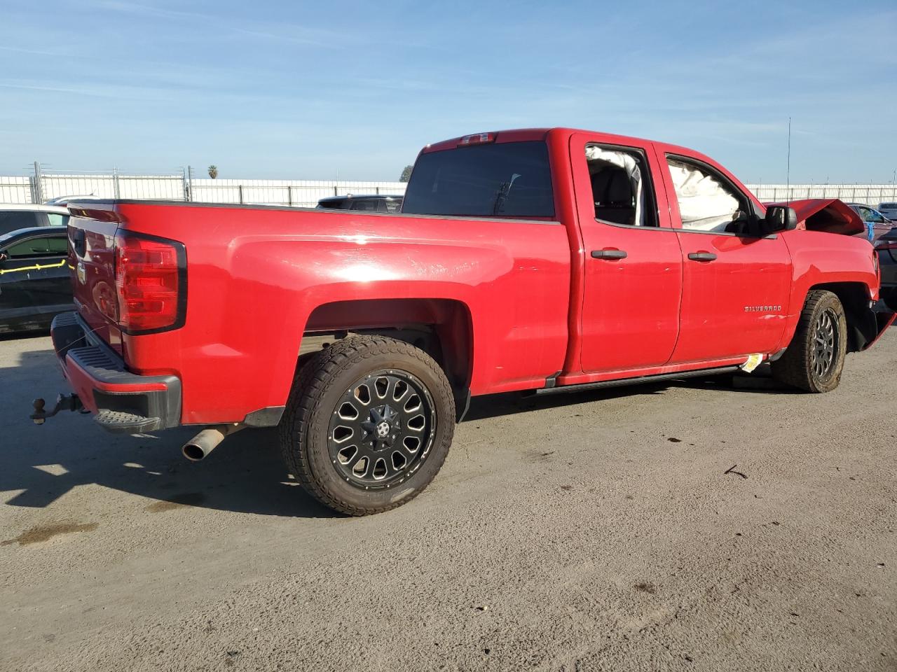 Photo 2 VIN: 1GCRCPEH5HZ324977 - CHEVROLET SILVERADO 