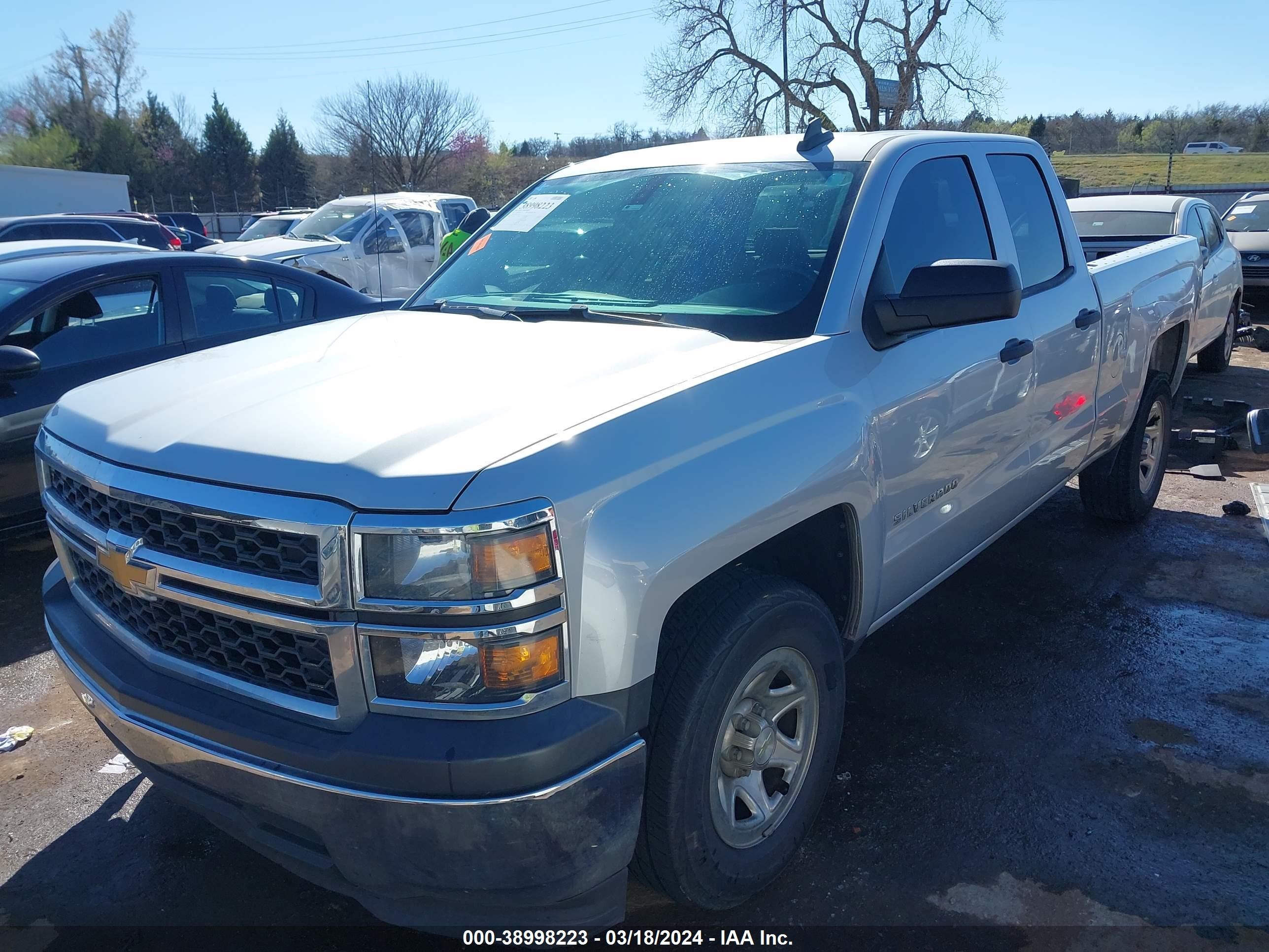 Photo 1 VIN: 1GCRCPEH7FZ181978 - CHEVROLET SILVERADO 