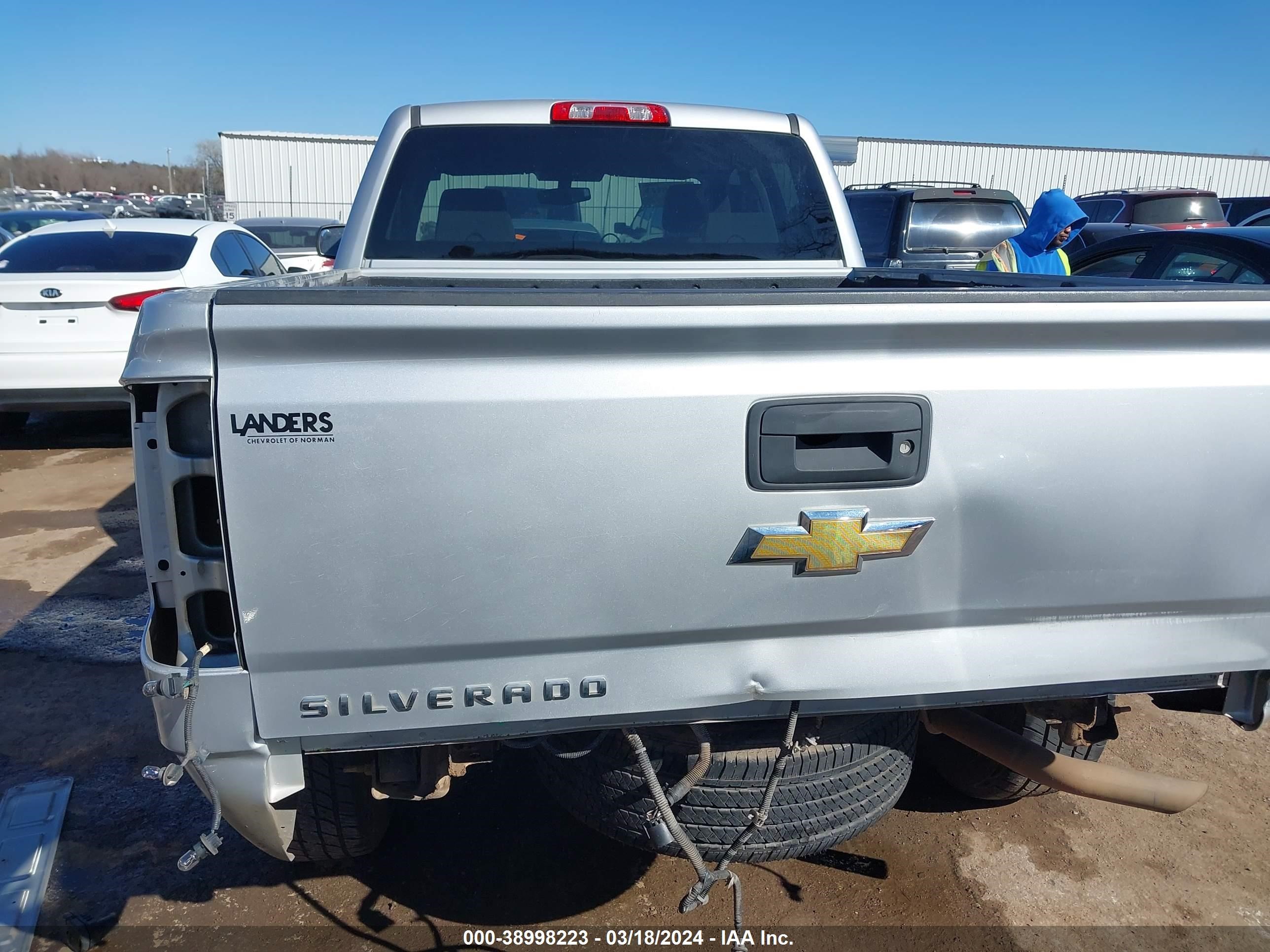 Photo 16 VIN: 1GCRCPEH7FZ181978 - CHEVROLET SILVERADO 