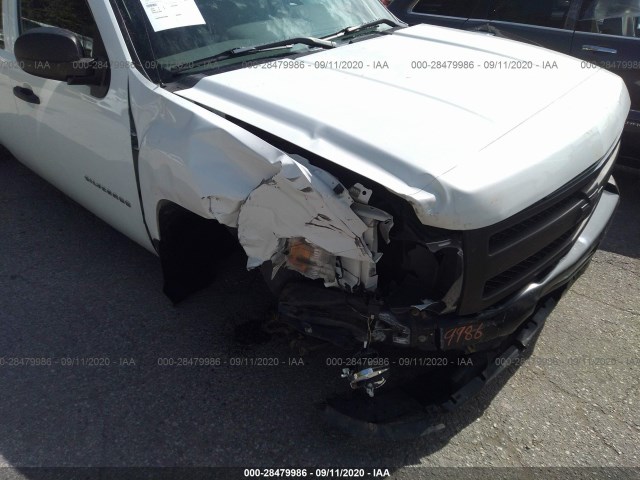 Photo 5 VIN: 1GCRCPEX0BZ140223 - CHEVROLET SILVERADO 1500 