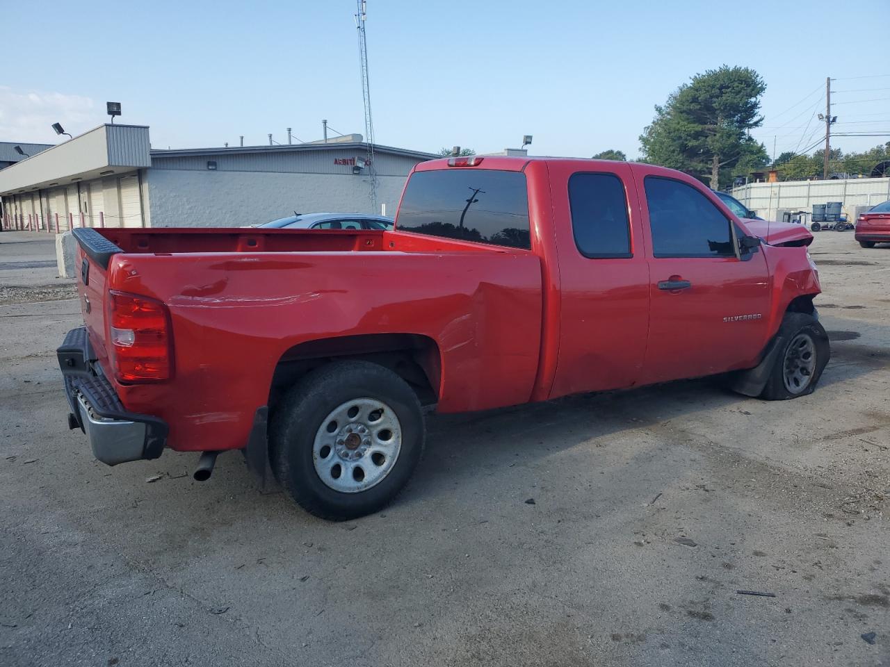 Photo 2 VIN: 1GCRCPEX4BZ100405 - CHEVROLET SILVERADO 