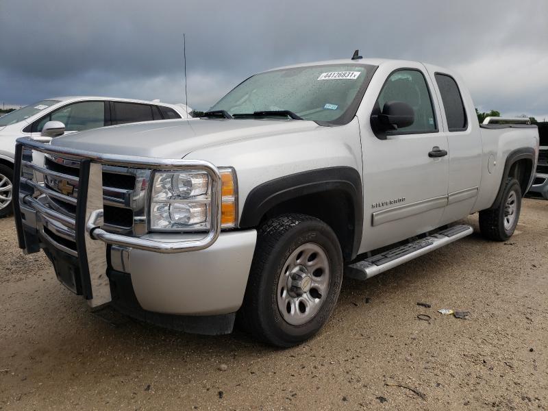 Photo 1 VIN: 1GCRCREA0BZ235064 - CHEVROLET SILVERADO 