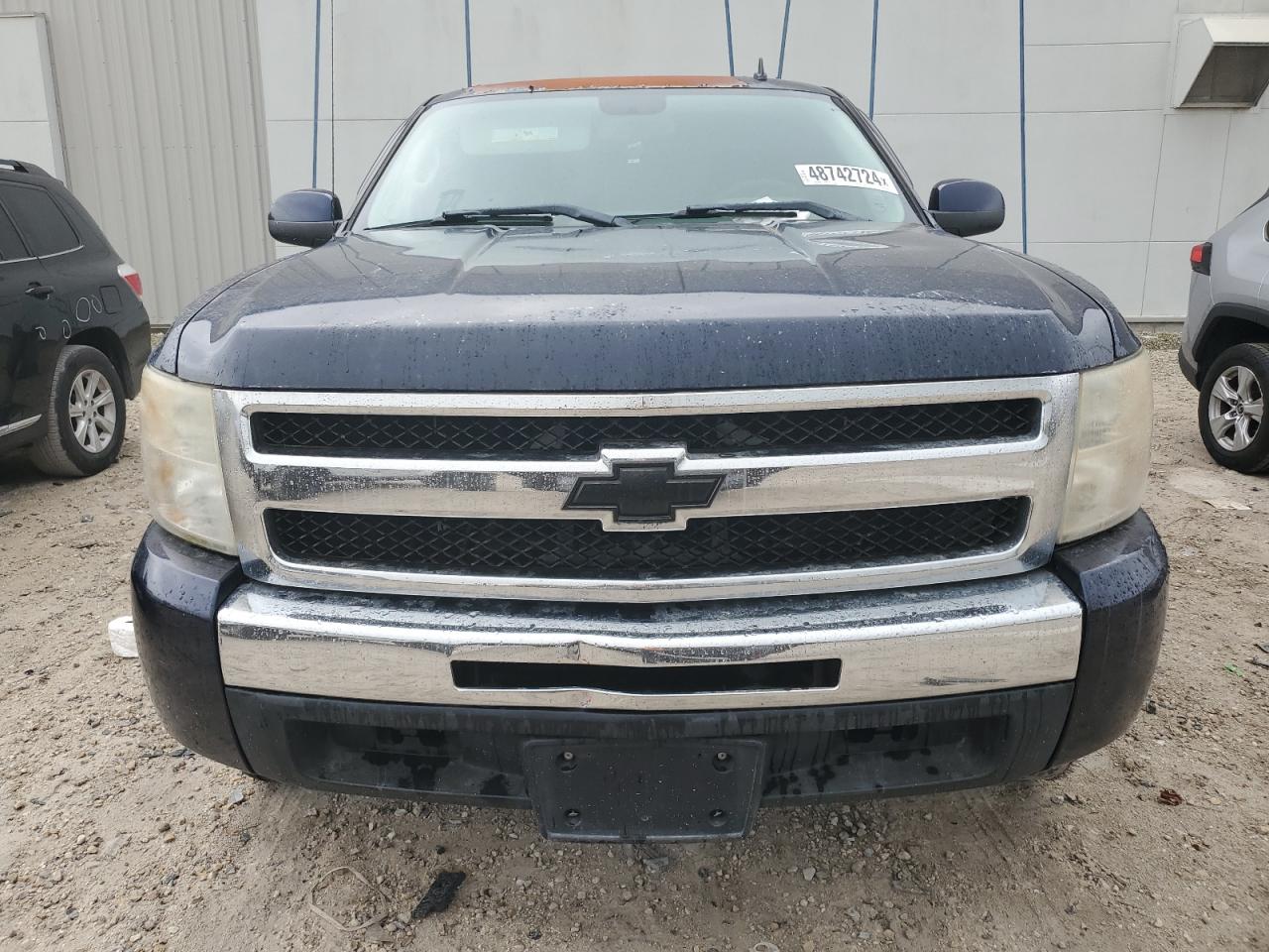 Photo 4 VIN: 1GCRCREA2BZ384494 - CHEVROLET SILVERADO 