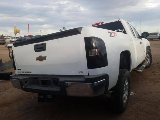 Photo 3 VIN: 1GCRCREAXBZ309221 - CHEVROLET SILVERADO 