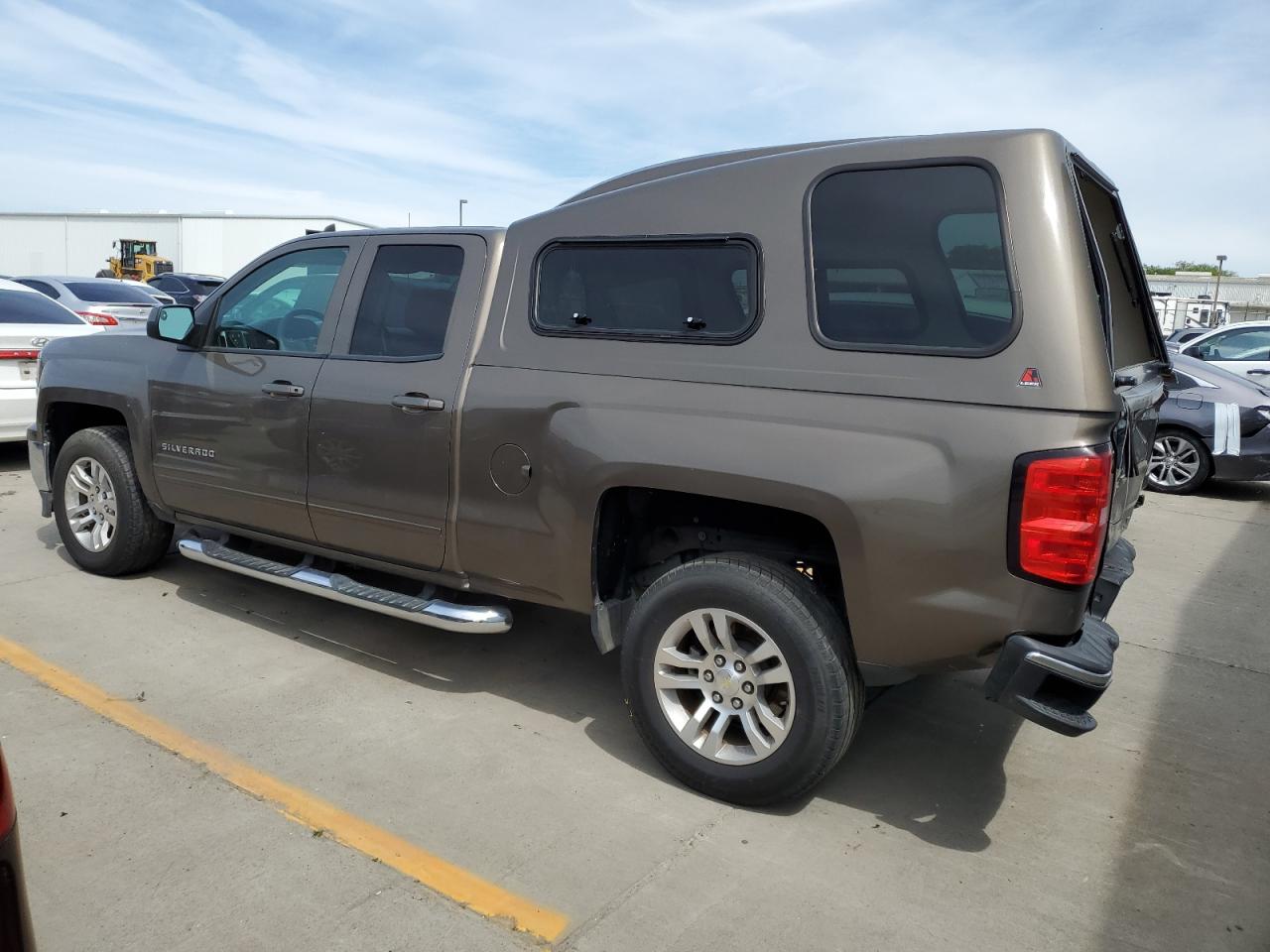 Photo 1 VIN: 1GCRCREC0FZ260358 - CHEVROLET SILVERADO 