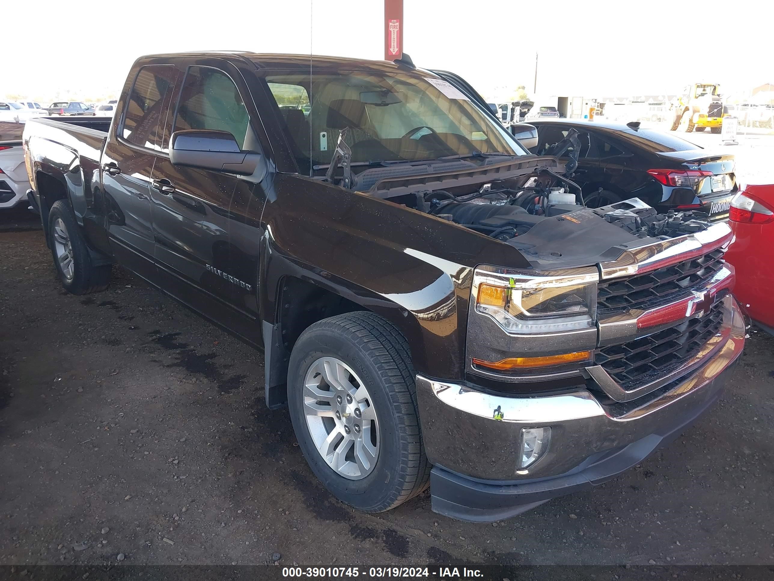 Photo 0 VIN: 1GCRCREC0JZ134106 - CHEVROLET SILVERADO 