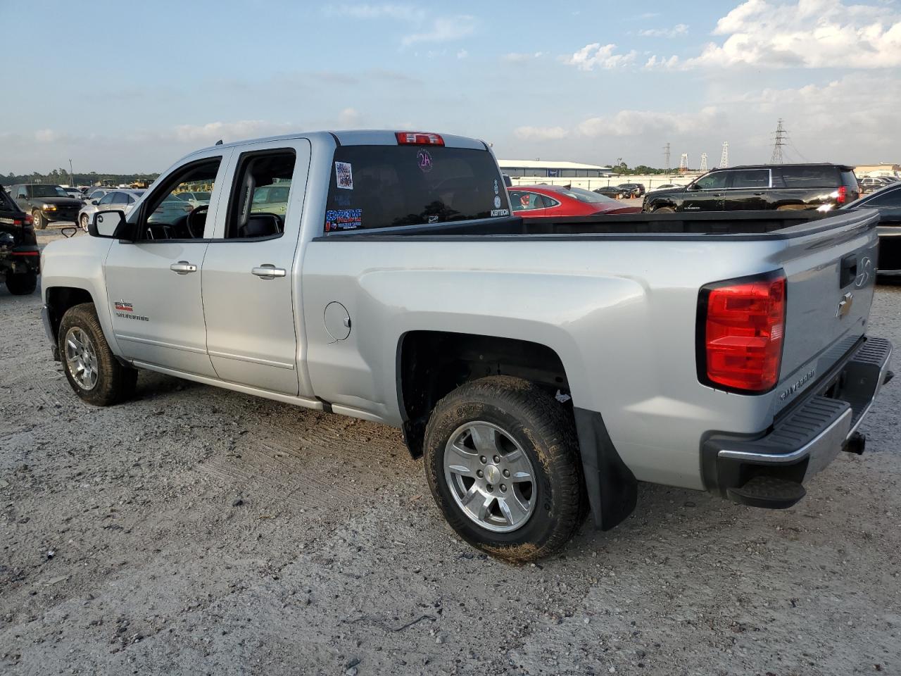 Photo 1 VIN: 1GCRCREC0JZ144344 - CHEVROLET SILVERADO 