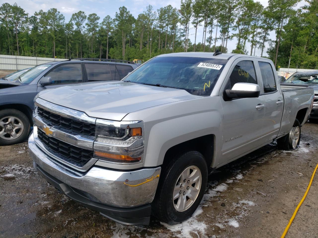 Photo 1 VIN: 1GCRCREC0JZ310913 - CHEVROLET SILVERADO 