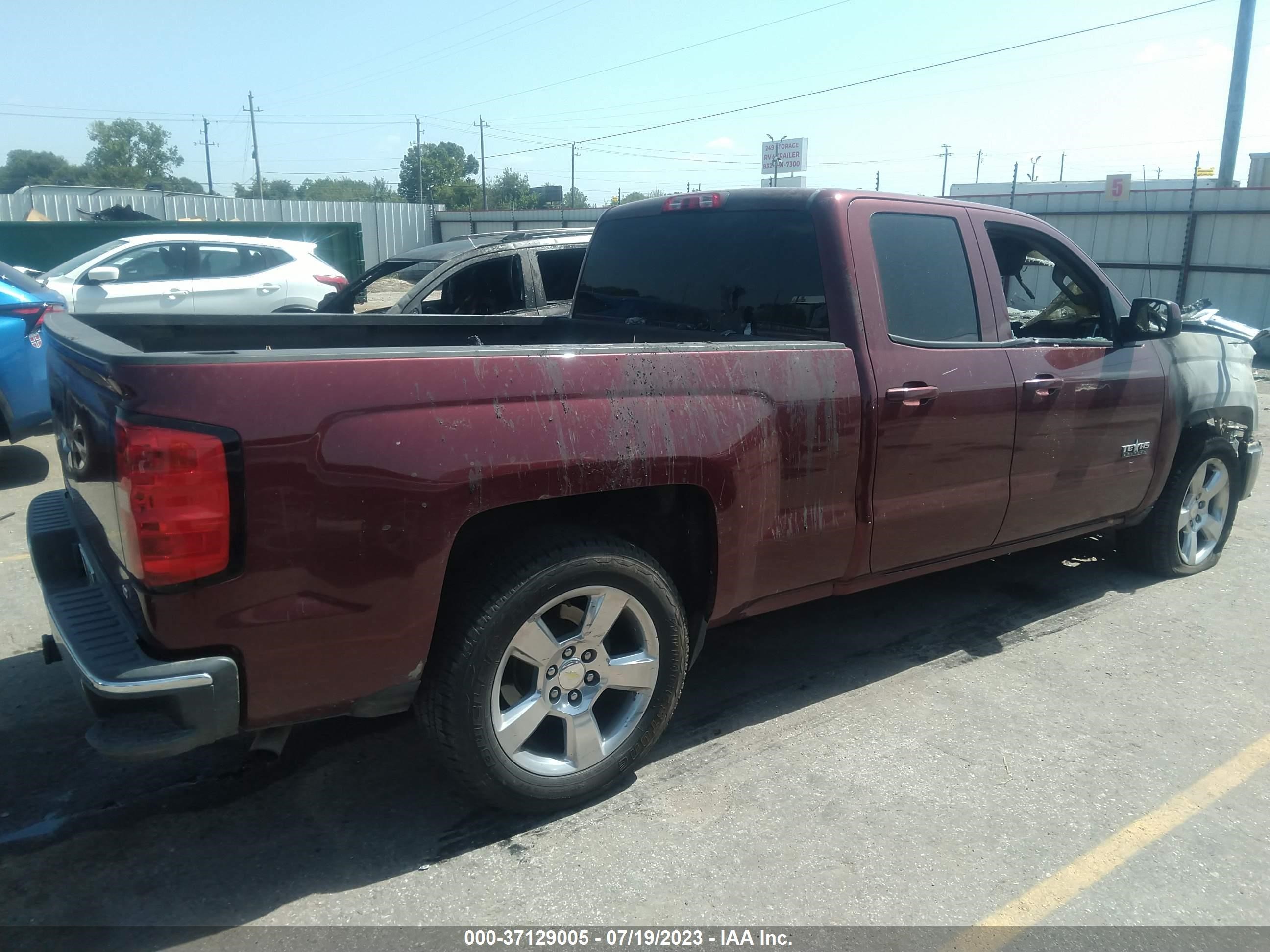 Photo 3 VIN: 1GCRCREC2EZ334698 - CHEVROLET SILVERADO 