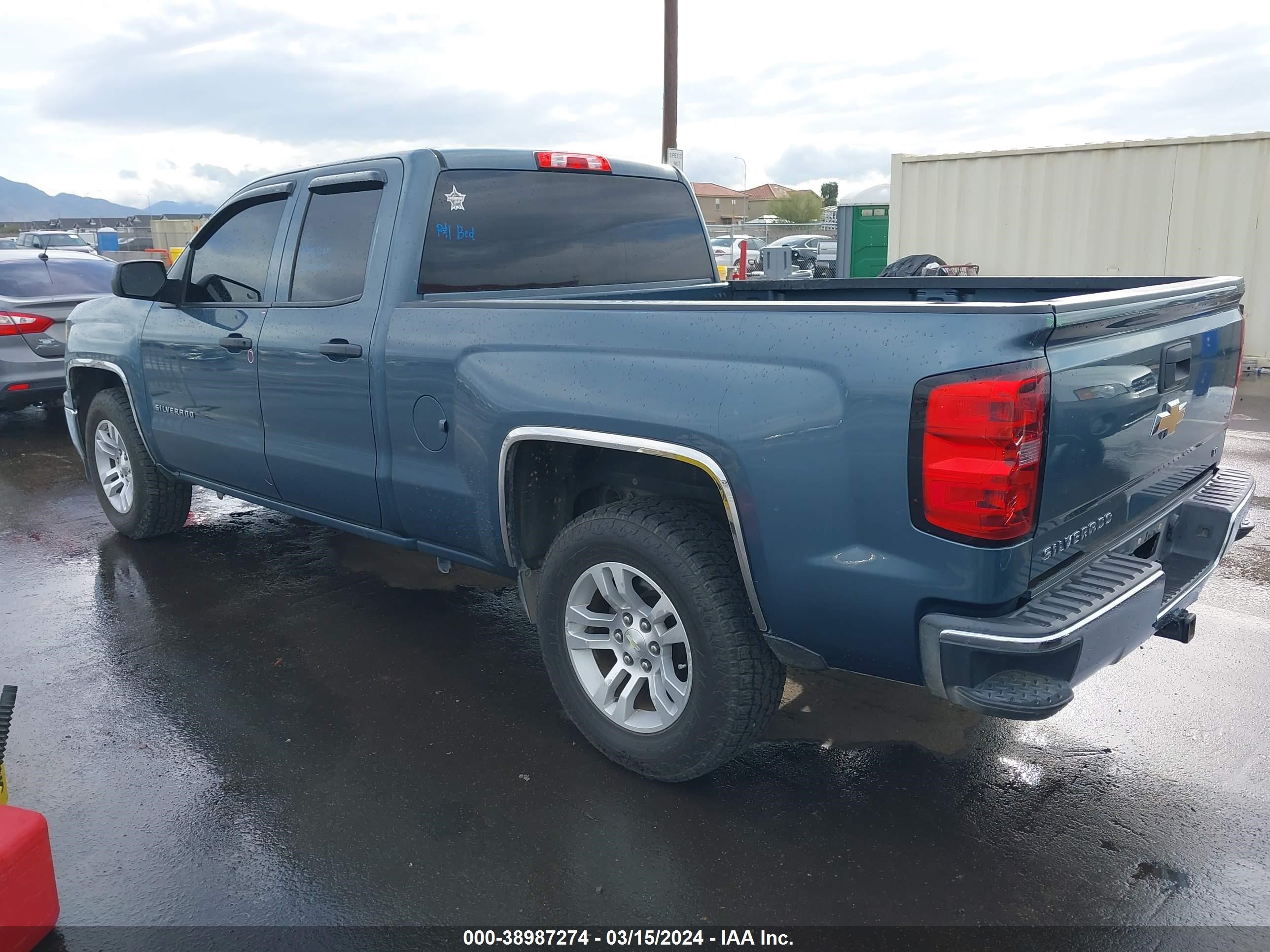 Photo 2 VIN: 1GCRCREC3EZ112865 - CHEVROLET SILVERADO 