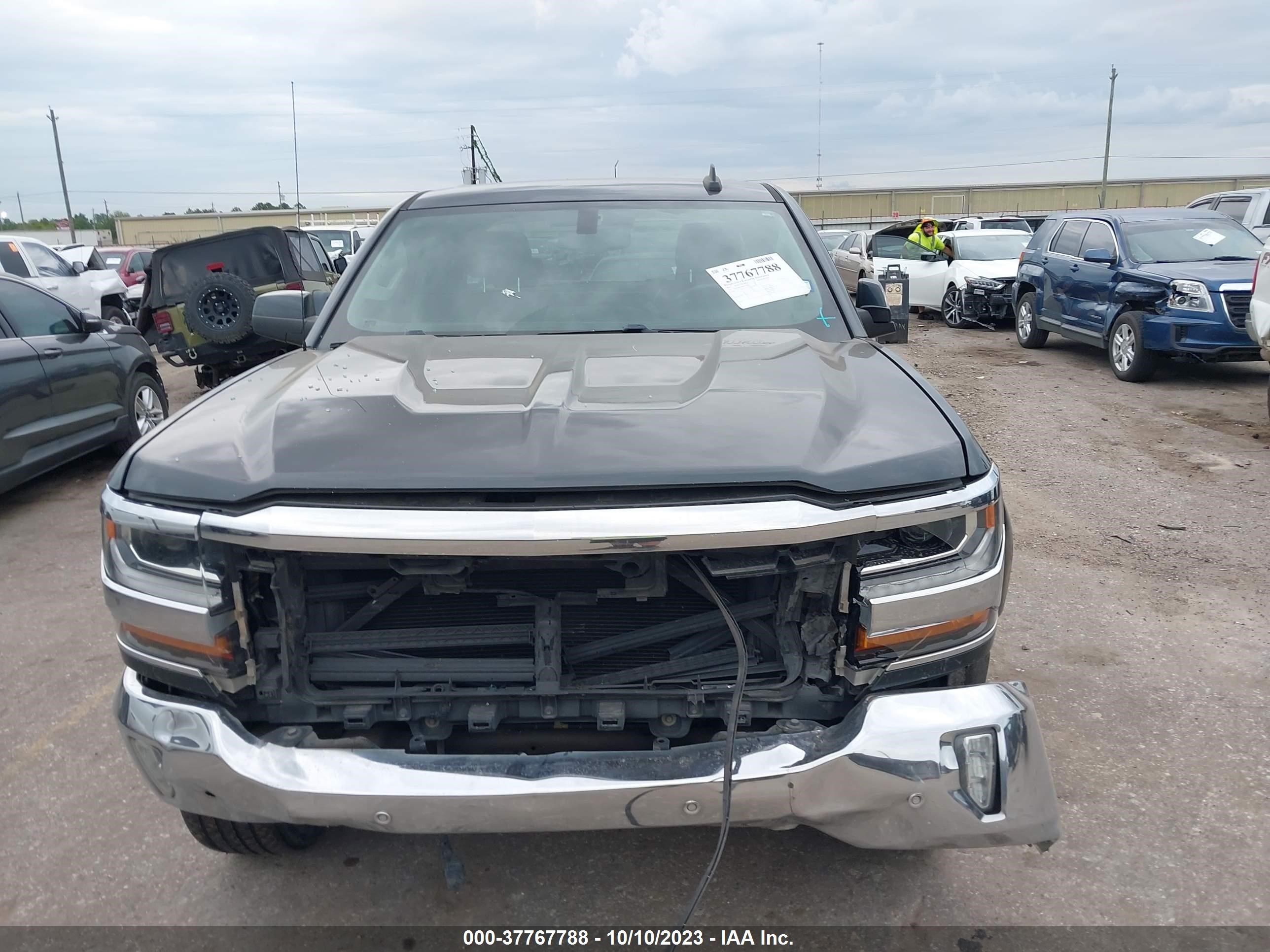 Photo 11 VIN: 1GCRCREC4HZ351720 - CHEVROLET SILVERADO 