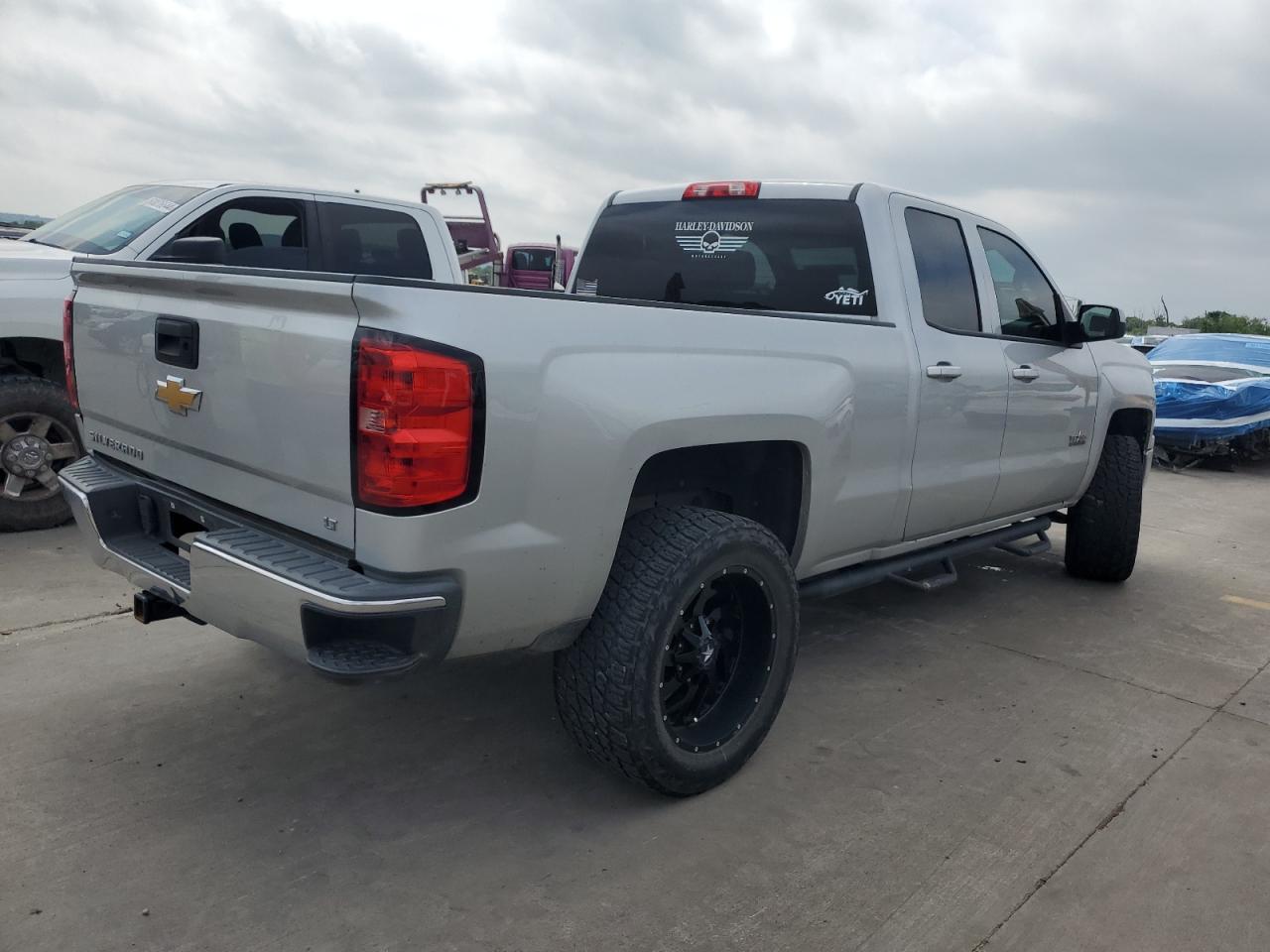 Photo 2 VIN: 1GCRCREC5EZ394815 - CHEVROLET SILVERADO 