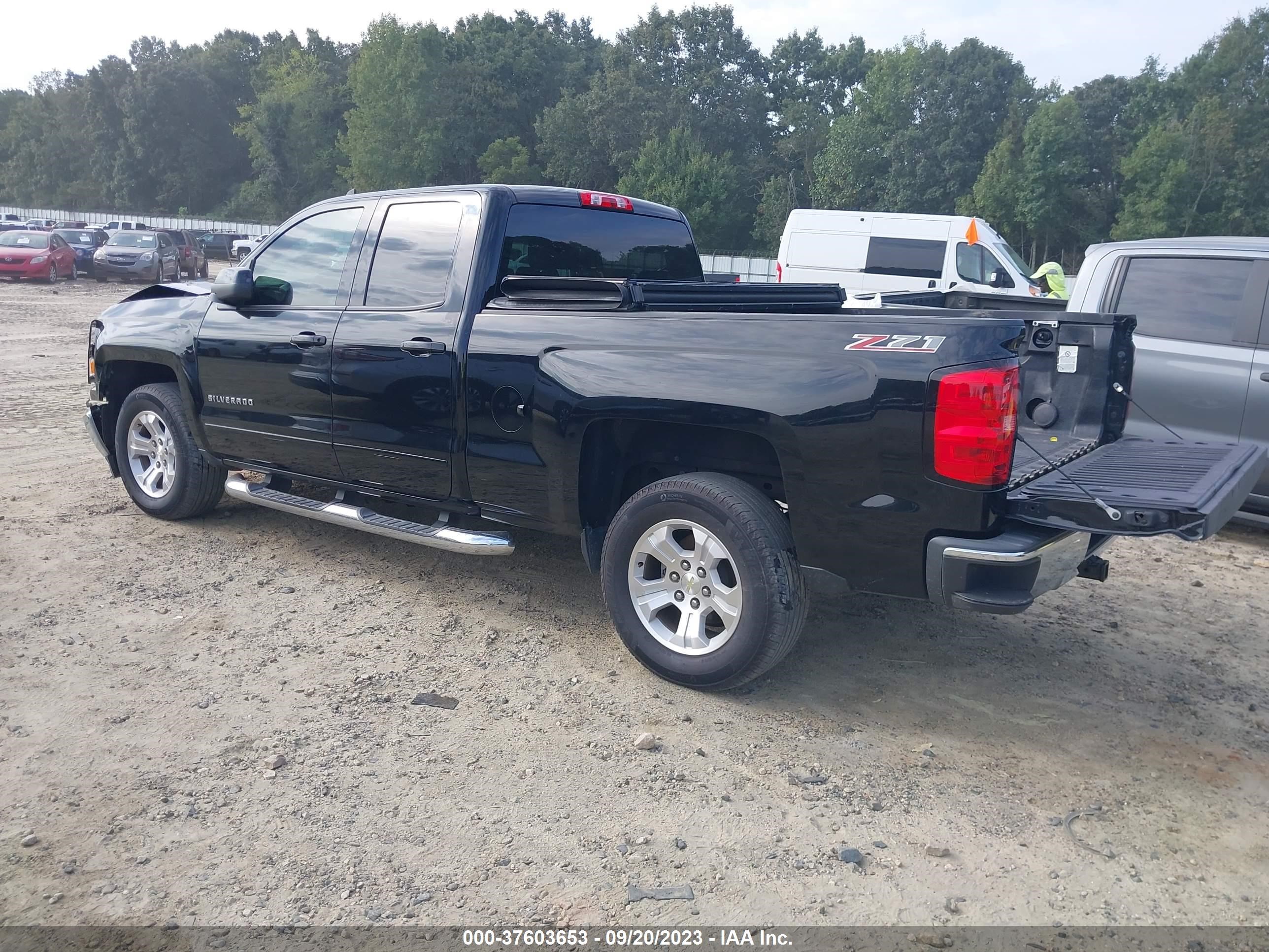 Photo 2 VIN: 1GCRCREC5FZ186242 - CHEVROLET SILVERADO 