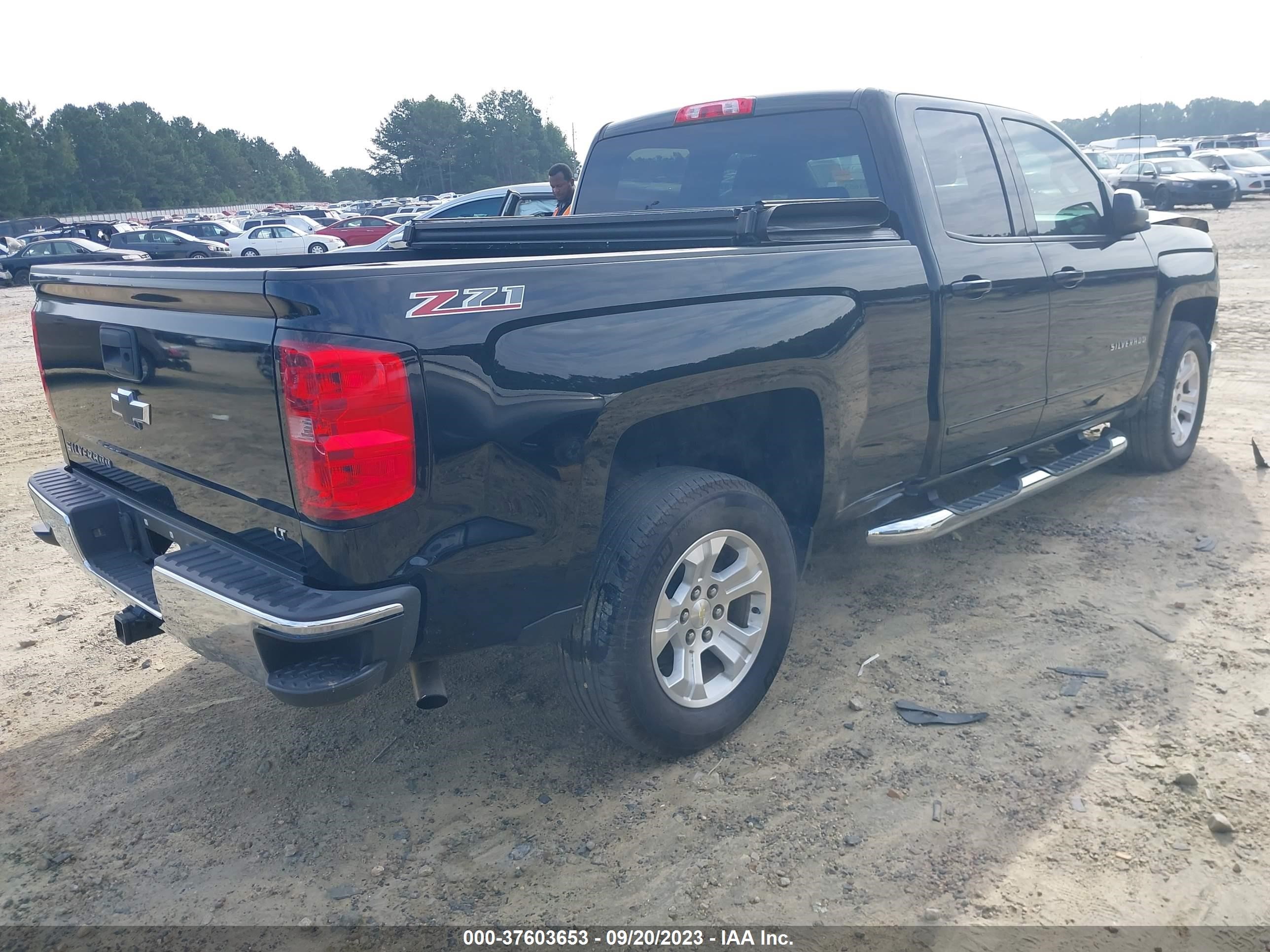 Photo 3 VIN: 1GCRCREC5FZ186242 - CHEVROLET SILVERADO 