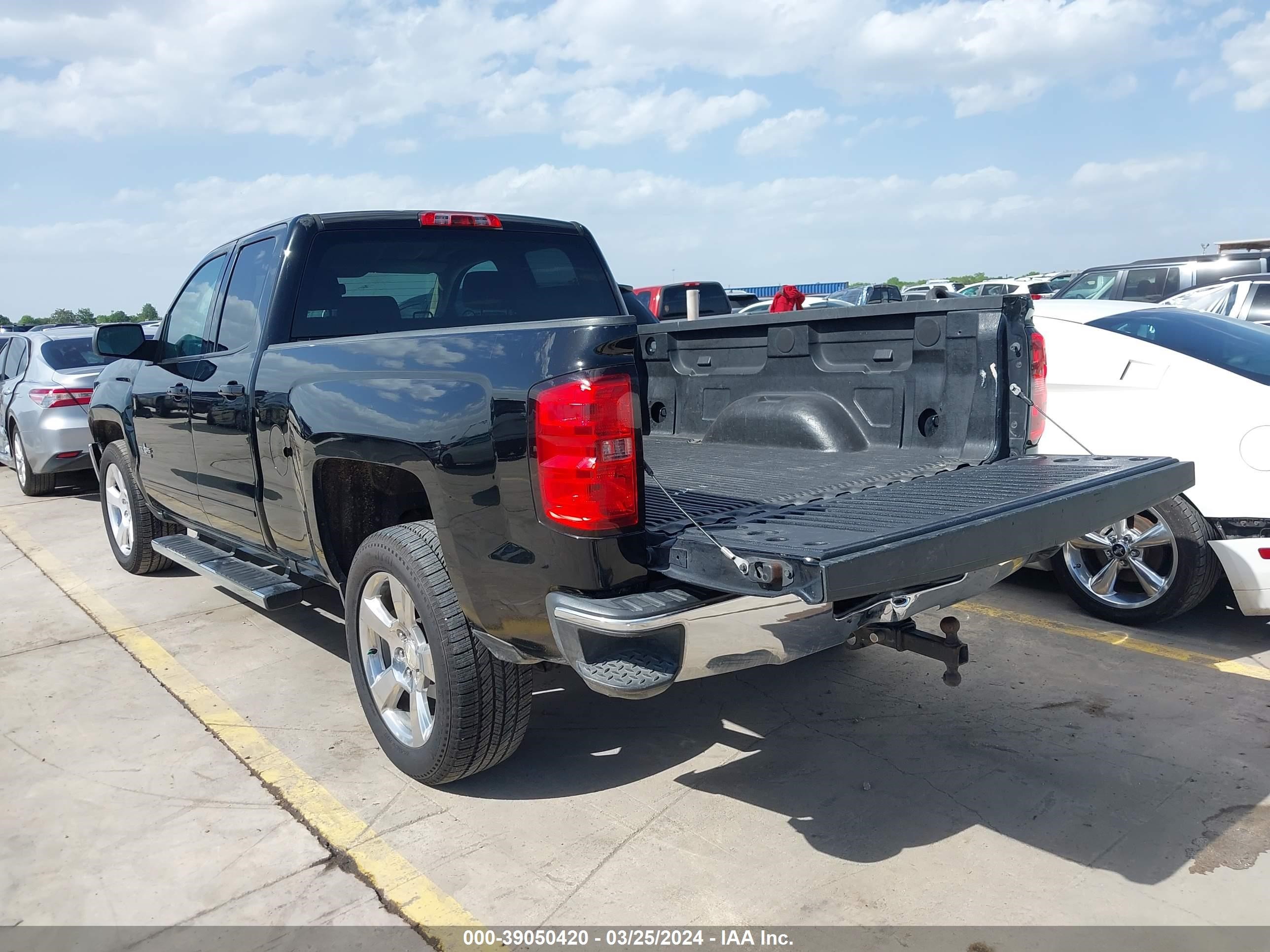 Photo 2 VIN: 1GCRCREC7GZ245714 - CHEVROLET SILVERADO 