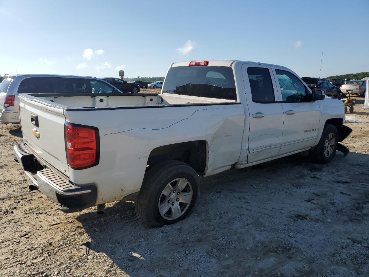 Photo 2 VIN: 1GCRCREC7HZ331770 - CHEVROLET SILVERADO 