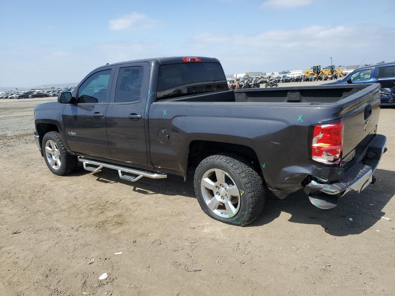 Photo 1 VIN: 1GCRCREC9EZ205096 - CHEVROLET SILVERADO 