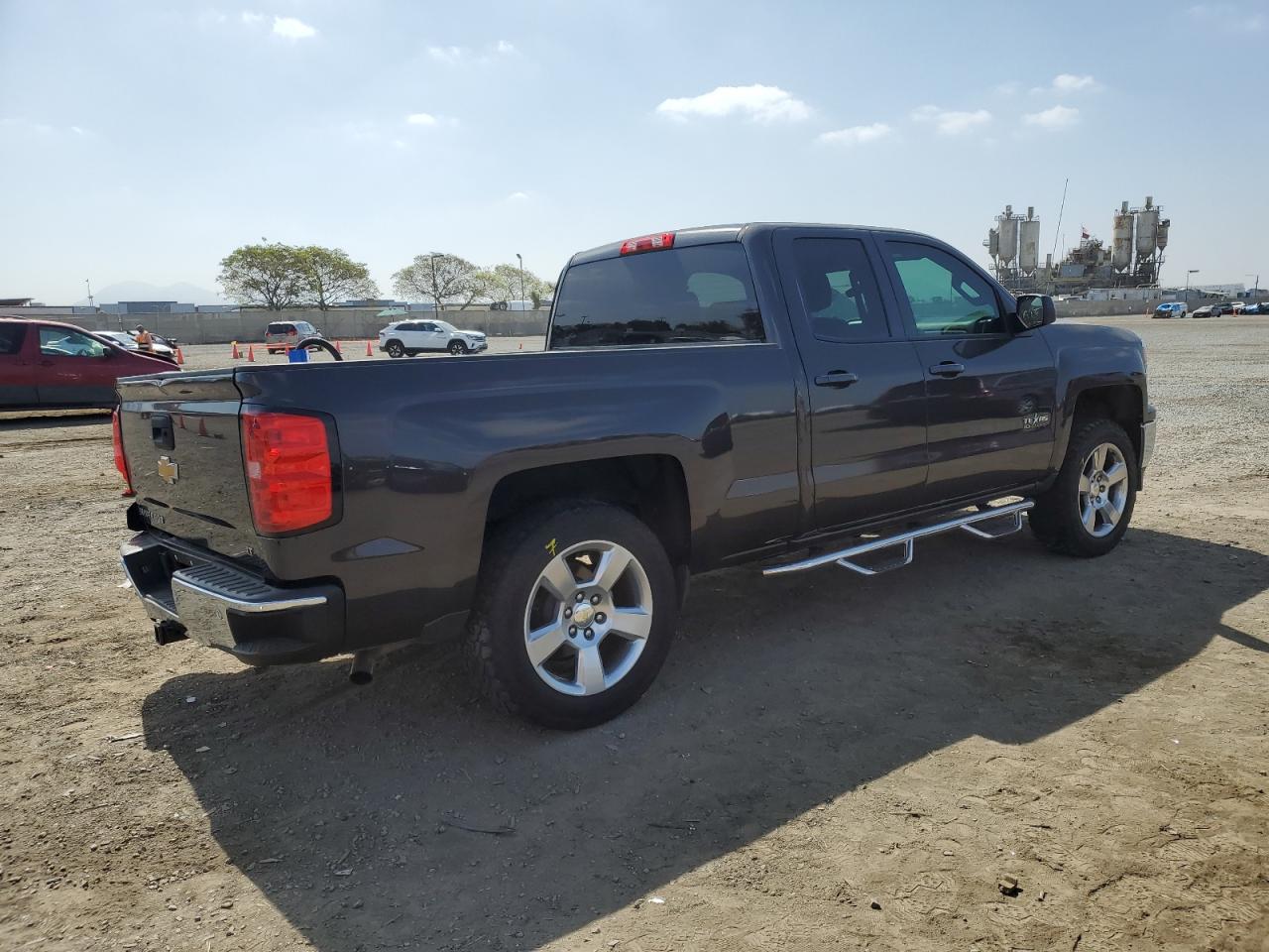 Photo 2 VIN: 1GCRCREC9EZ205096 - CHEVROLET SILVERADO 