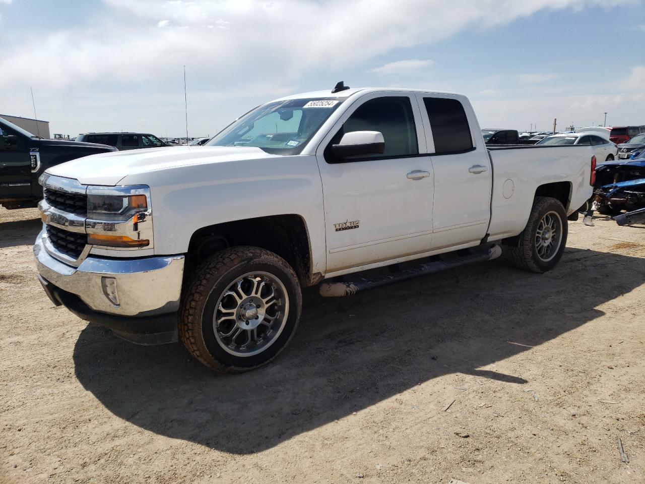 Photo 0 VIN: 1GCRCRECXHZ264422 - CHEVROLET SILVERADO 