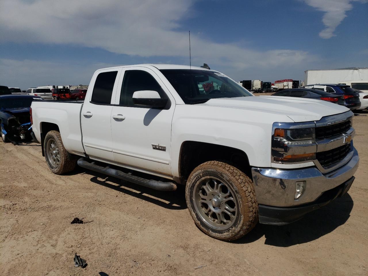 Photo 3 VIN: 1GCRCRECXHZ264422 - CHEVROLET SILVERADO 