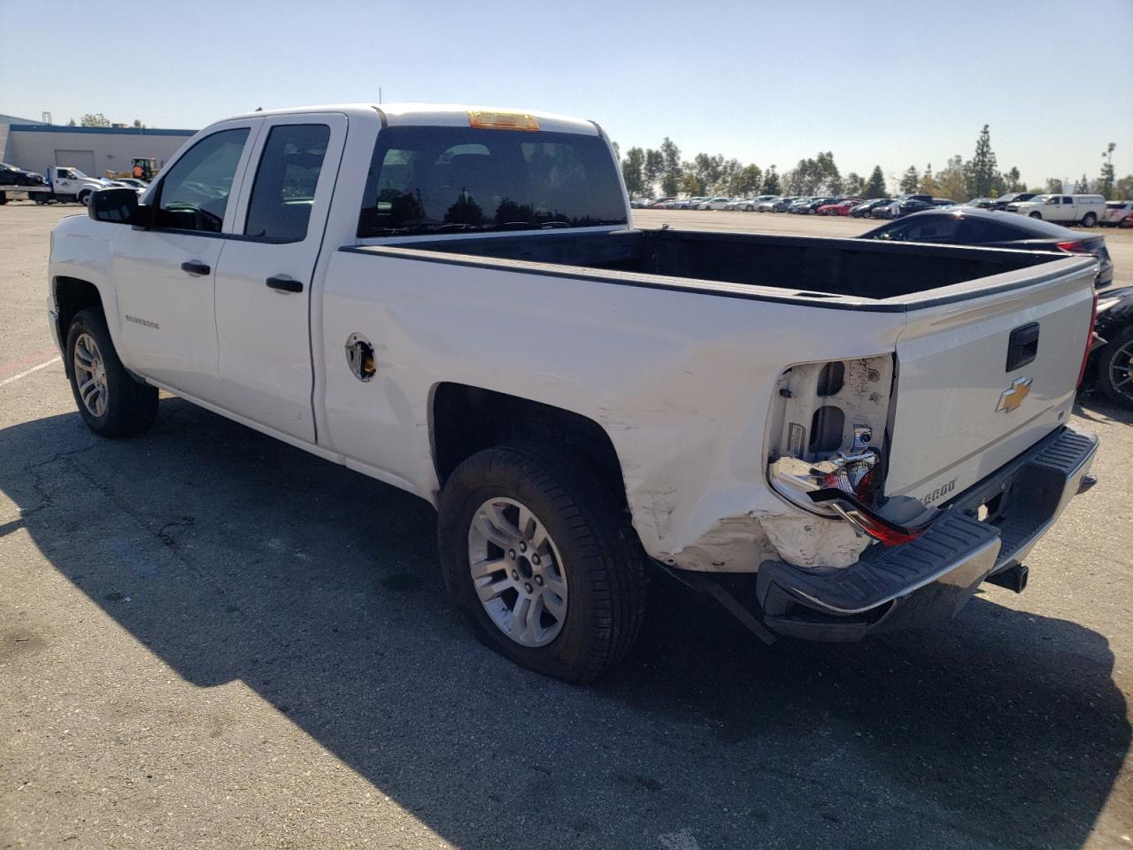 Photo 1 VIN: 1GCRCREH1EZ393351 - CHEVROLET SILVERADO 