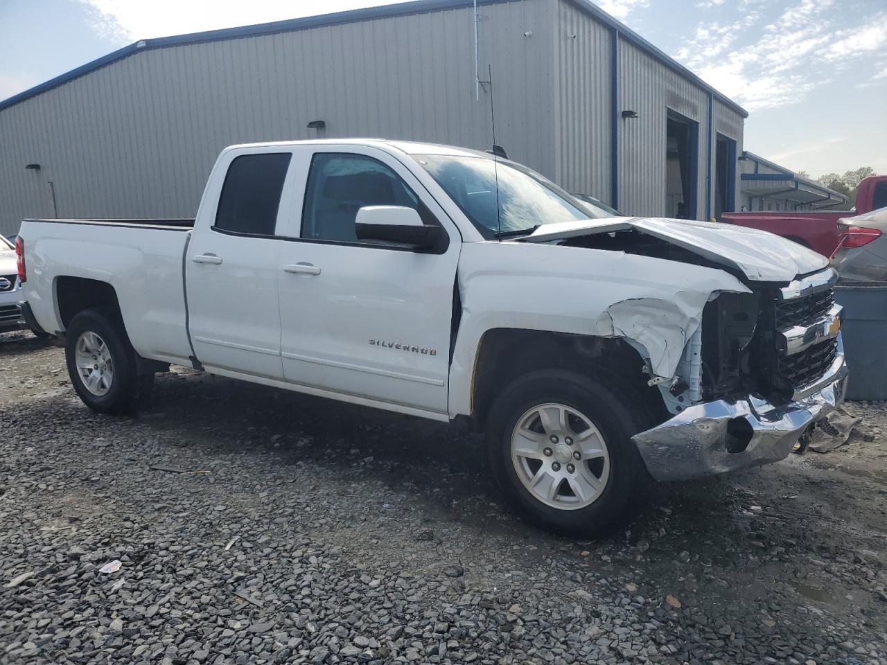 Photo 3 VIN: 1GCRCREH5JZ312846 - CHEVROLET SILVERADO 