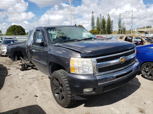 Photo 0 VIN: 1GCRCSE00BZ227402 - CHEVROLET SILVERADO 