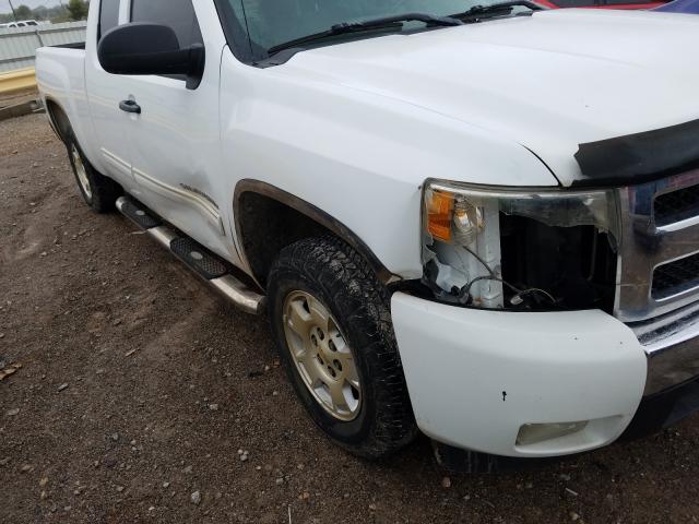 Photo 8 VIN: 1GCRCSE00BZ296655 - CHEVROLET SILVERADO 