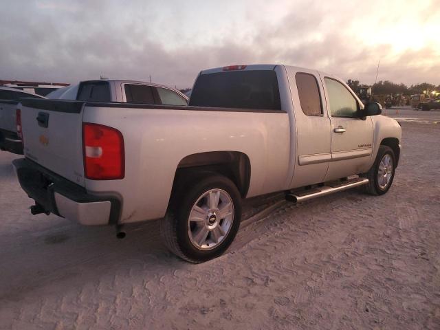 Photo 2 VIN: 1GCRCSE00CZ133893 - CHEVROLET SILVERADO 