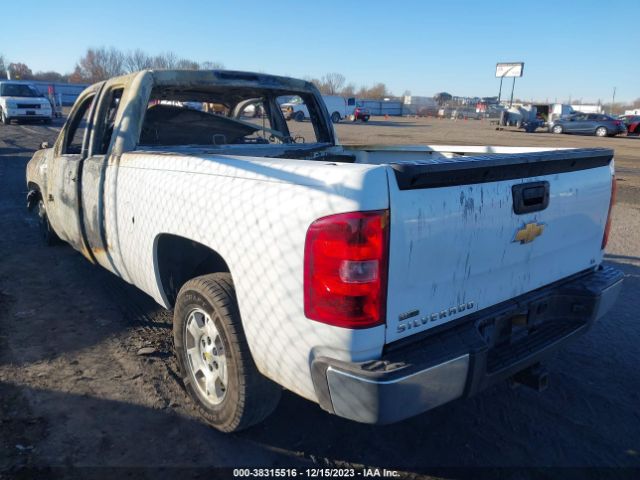 Photo 2 VIN: 1GCRCSE01BZ176945 - CHEVROLET SILVERADO 1500 