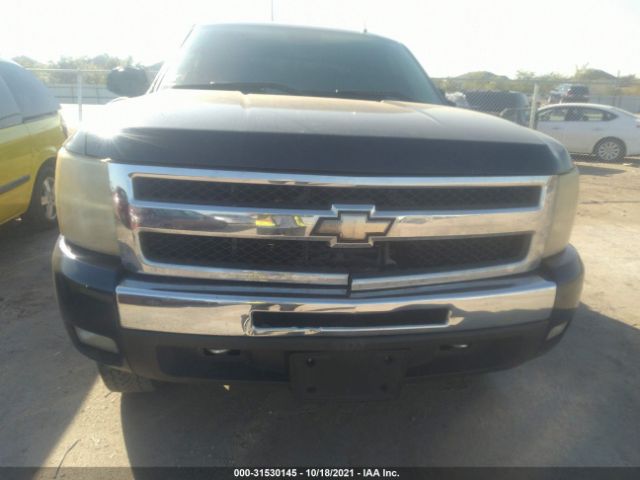 Photo 5 VIN: 1GCRCSE01BZ188710 - CHEVROLET SILVERADO 1500 