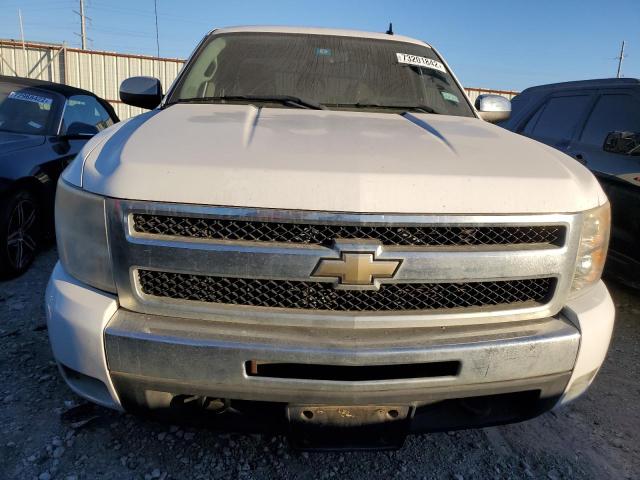 Photo 4 VIN: 1GCRCSE01BZ231717 - CHEVROLET SILVERADO 