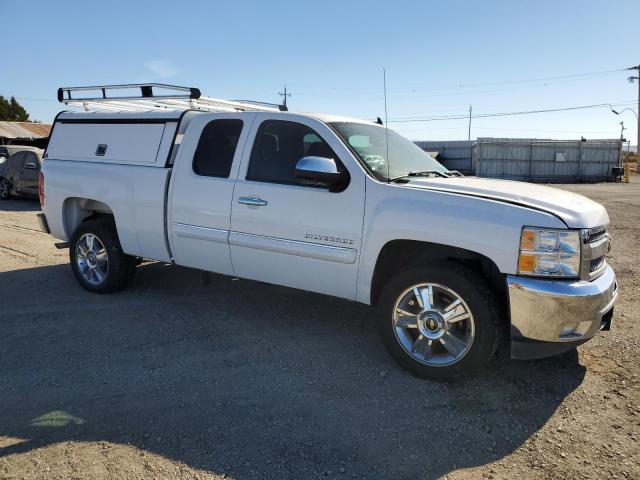 Photo 3 VIN: 1GCRCSE01CZ284547 - CHEVROLET SILVERADO 