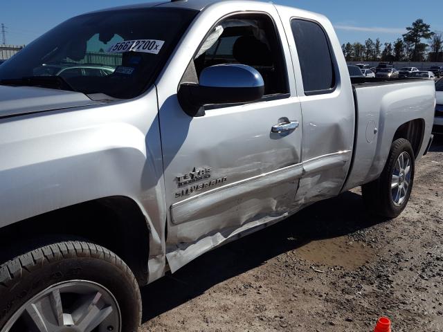 Photo 8 VIN: 1GCRCSE01DZ368210 - CHEVROLET SILVERADO 