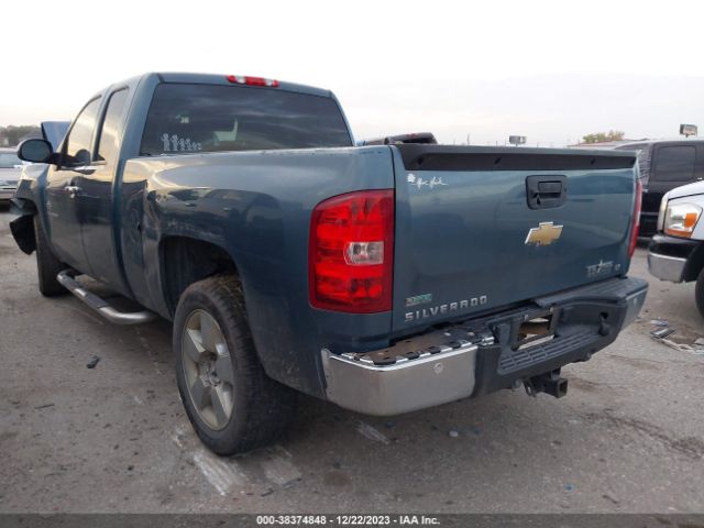 Photo 2 VIN: 1GCRCSE02BZ246131 - CHEVROLET SILVERADO 1500 