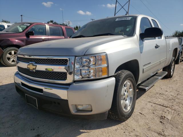 Photo 1 VIN: 1GCRCSE02BZ305565 - CHEVROLET SILVERADO 