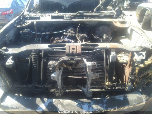 Photo 9 VIN: 1GCRCSE02BZ340798 - CHEVROLET SILVERADO 1500 