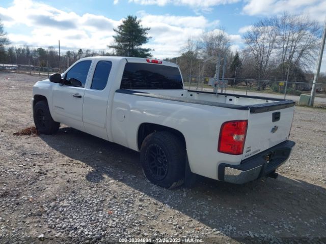 Photo 2 VIN: 1GCRCSE03BZ337179 - CHEVROLET SILVERADO 1500 