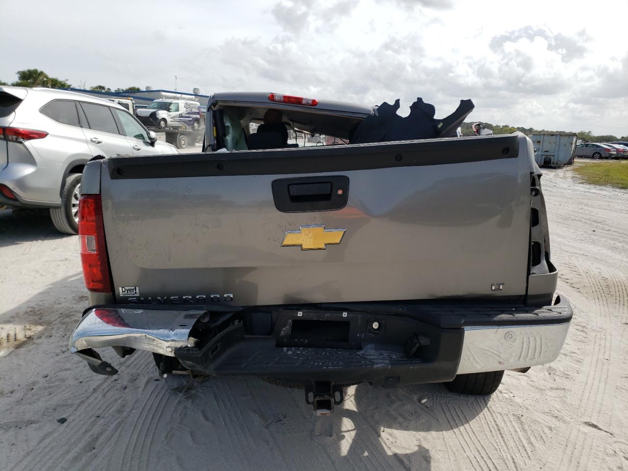 Photo 5 VIN: 1GCRCSE03DZ139530 - CHEVROLET SILVERADO 