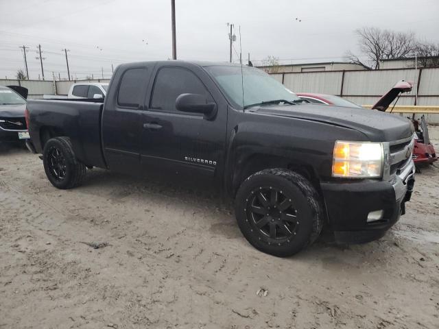 Photo 3 VIN: 1GCRCSE04BZ178835 - CHEVROLET SILVERADO 