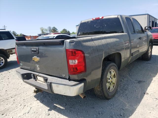 Photo 3 VIN: 1GCRCSE04BZ180469 - CHEVROLET SILVERADO 