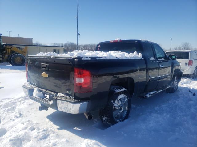 Photo 3 VIN: 1GCRCSE04CZ207980 - CHEVROLET SILVERADO 